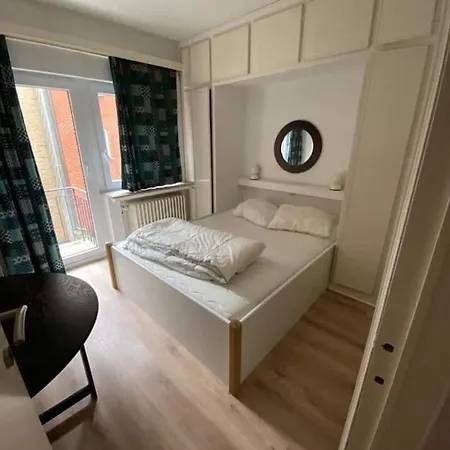 Daire Les Pieds Dans Le Sable Nieuwpoort